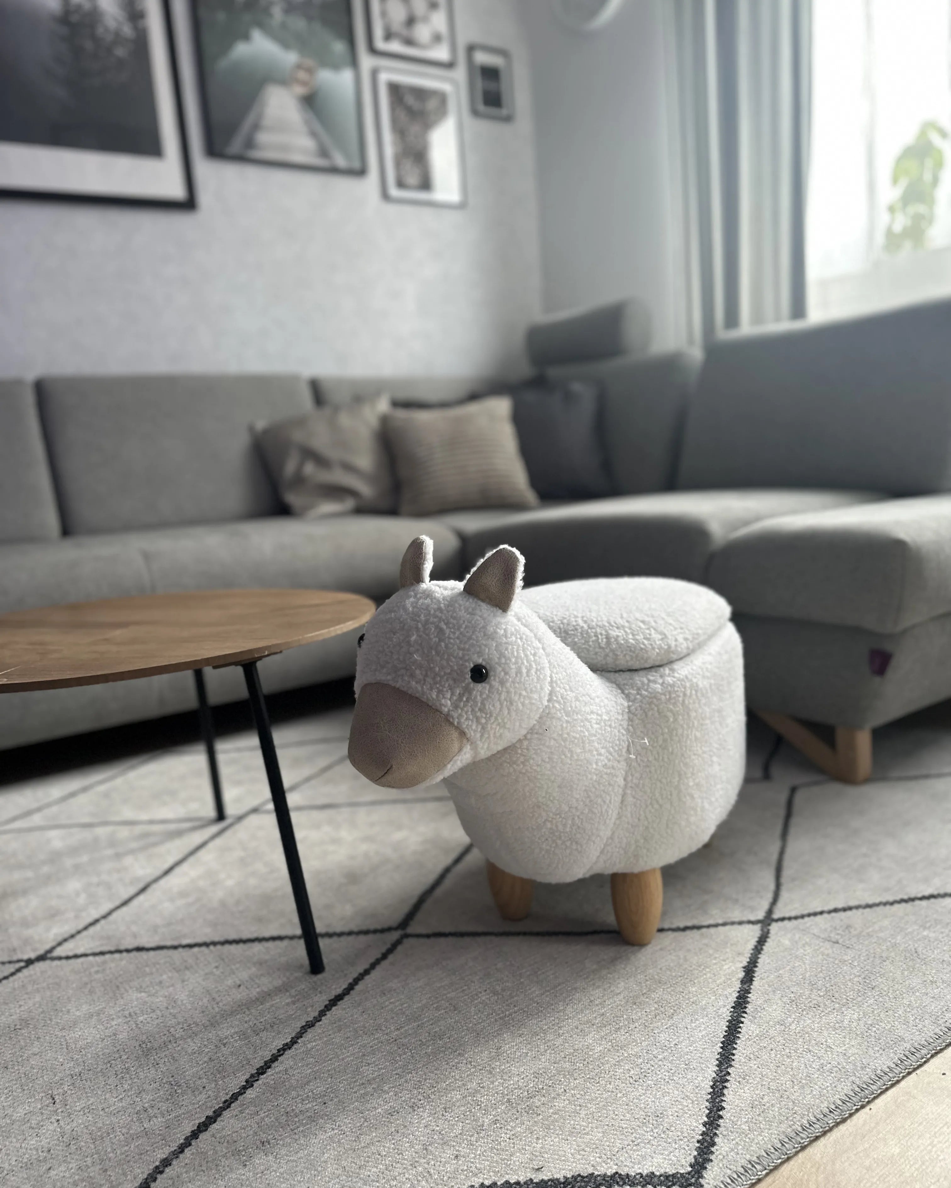  Storage Animal Stool ALPACA Fabric White Alpaca