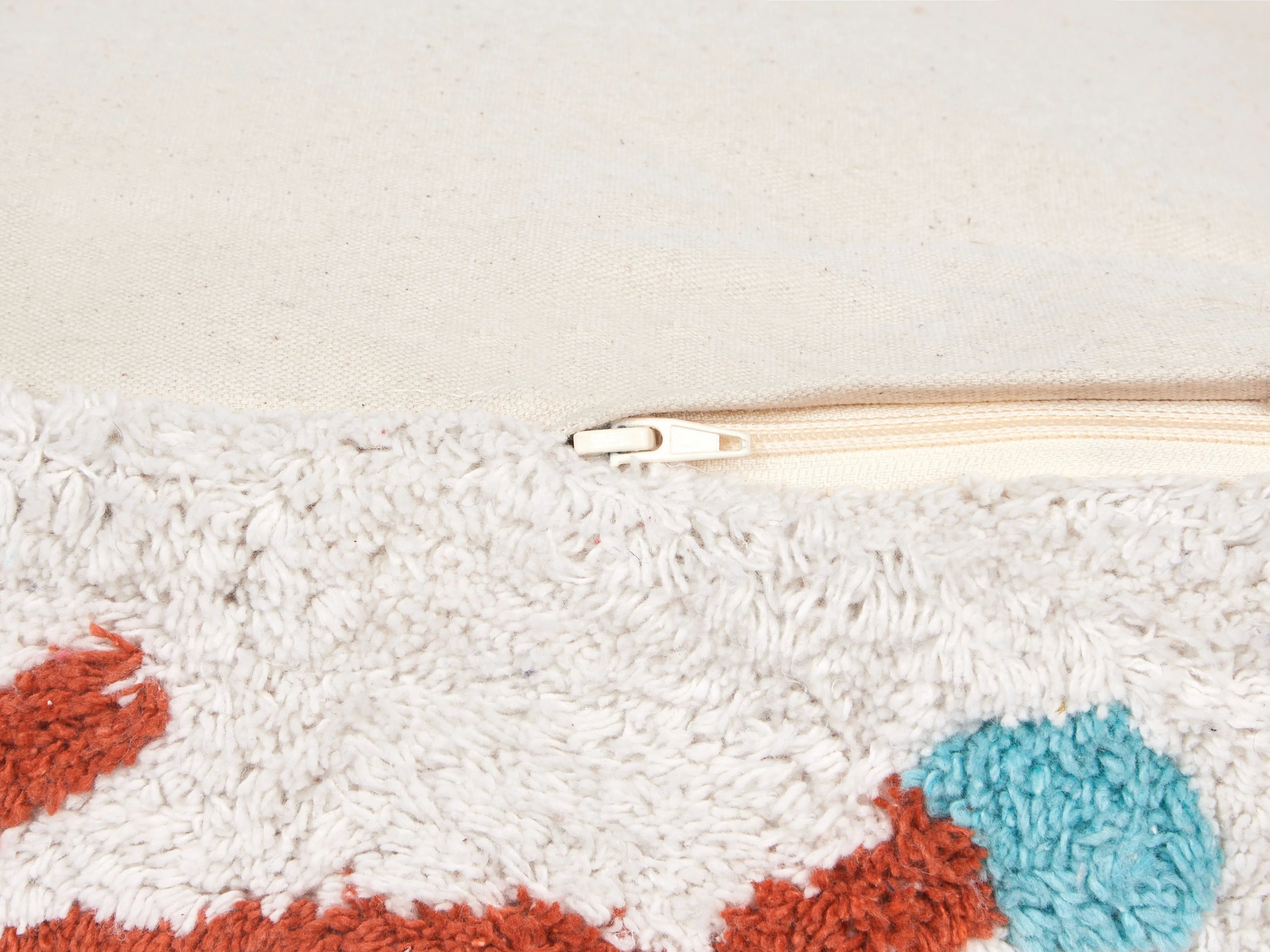  Pouffe Embroidery DIPLO Cotton White