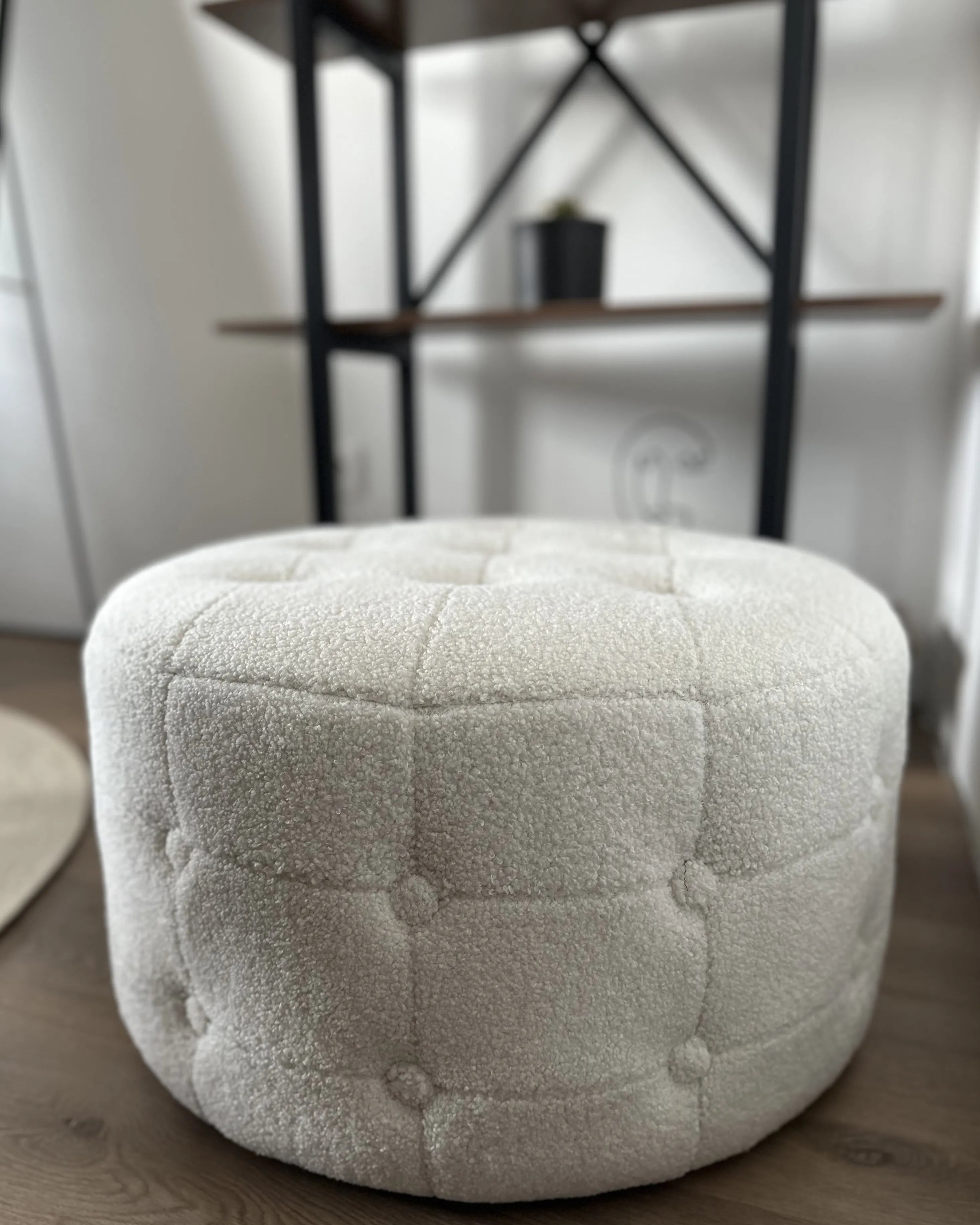  Pouffe TAMPA Boucle White