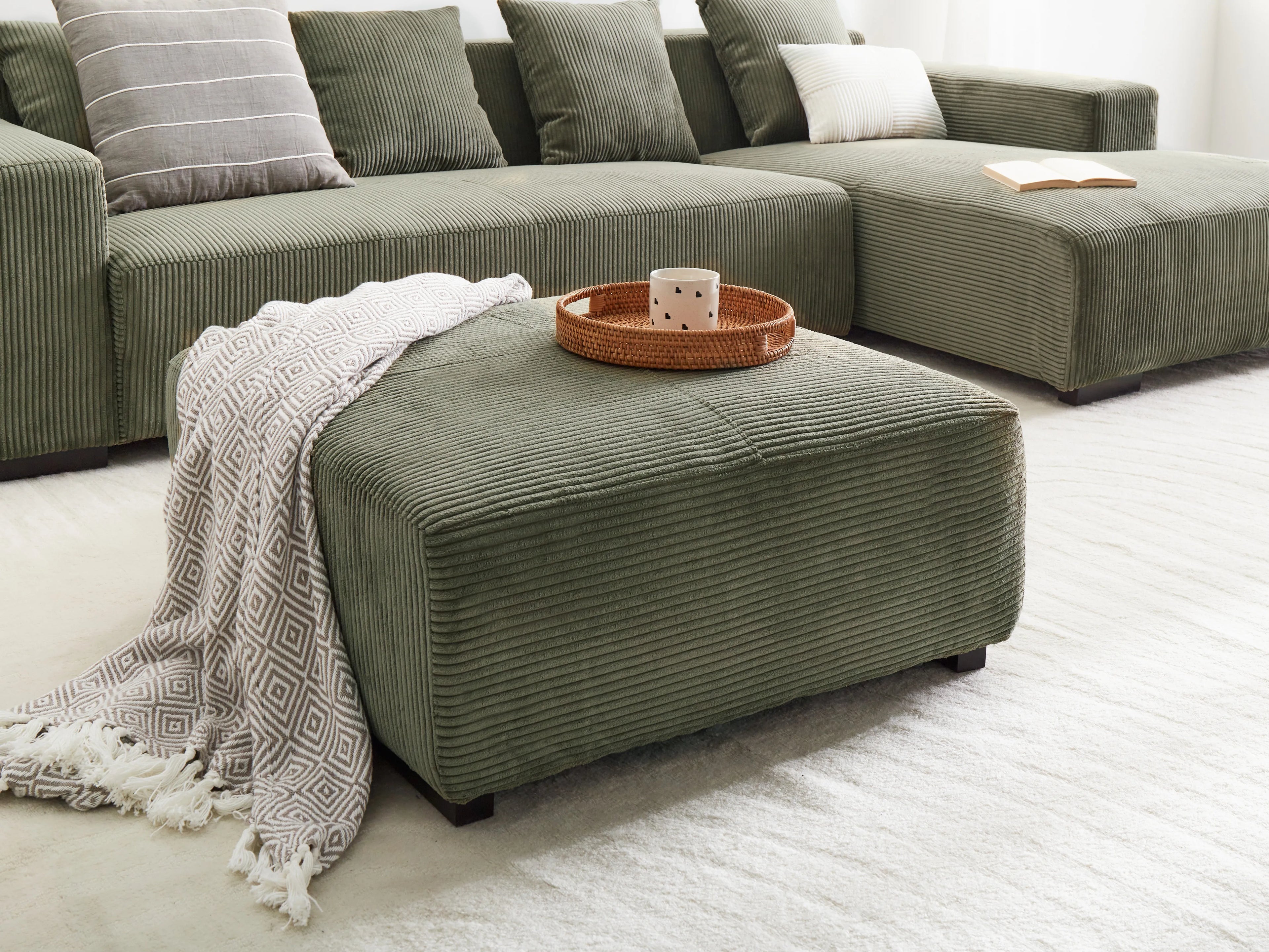  Ottoman LUNGO Corduroy Green